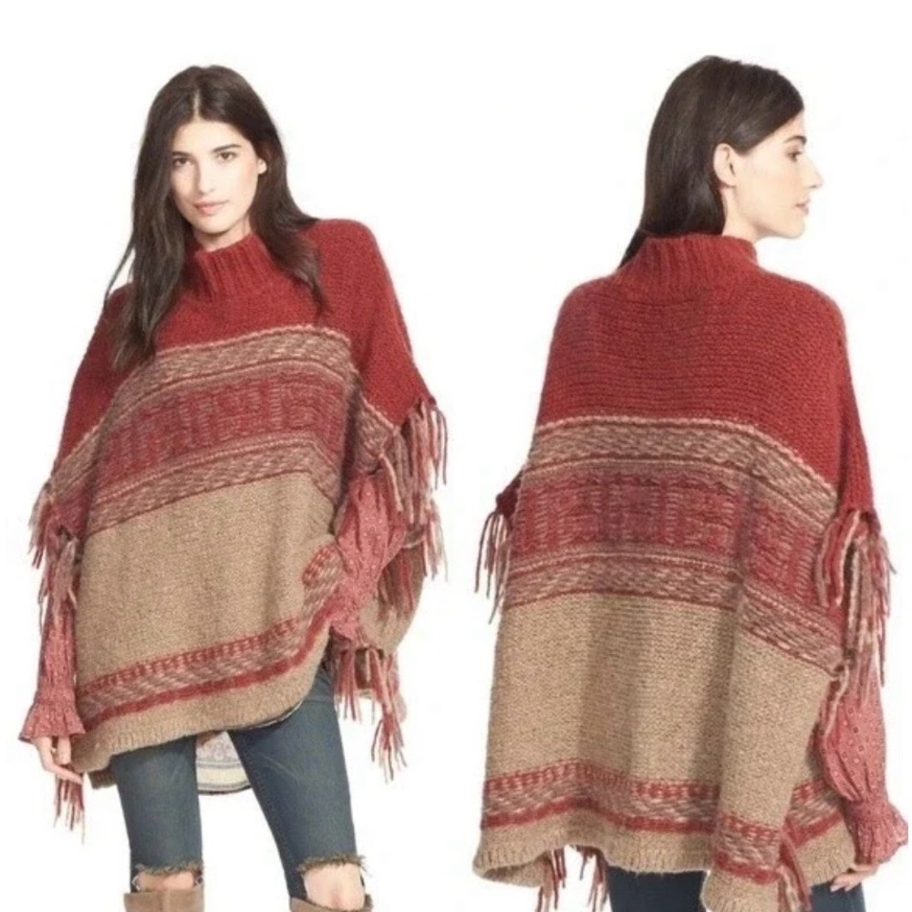 Free People Labyrinth Patterned Fringe Poncho Red/Tan Wool Blend Size M/L *Flaw